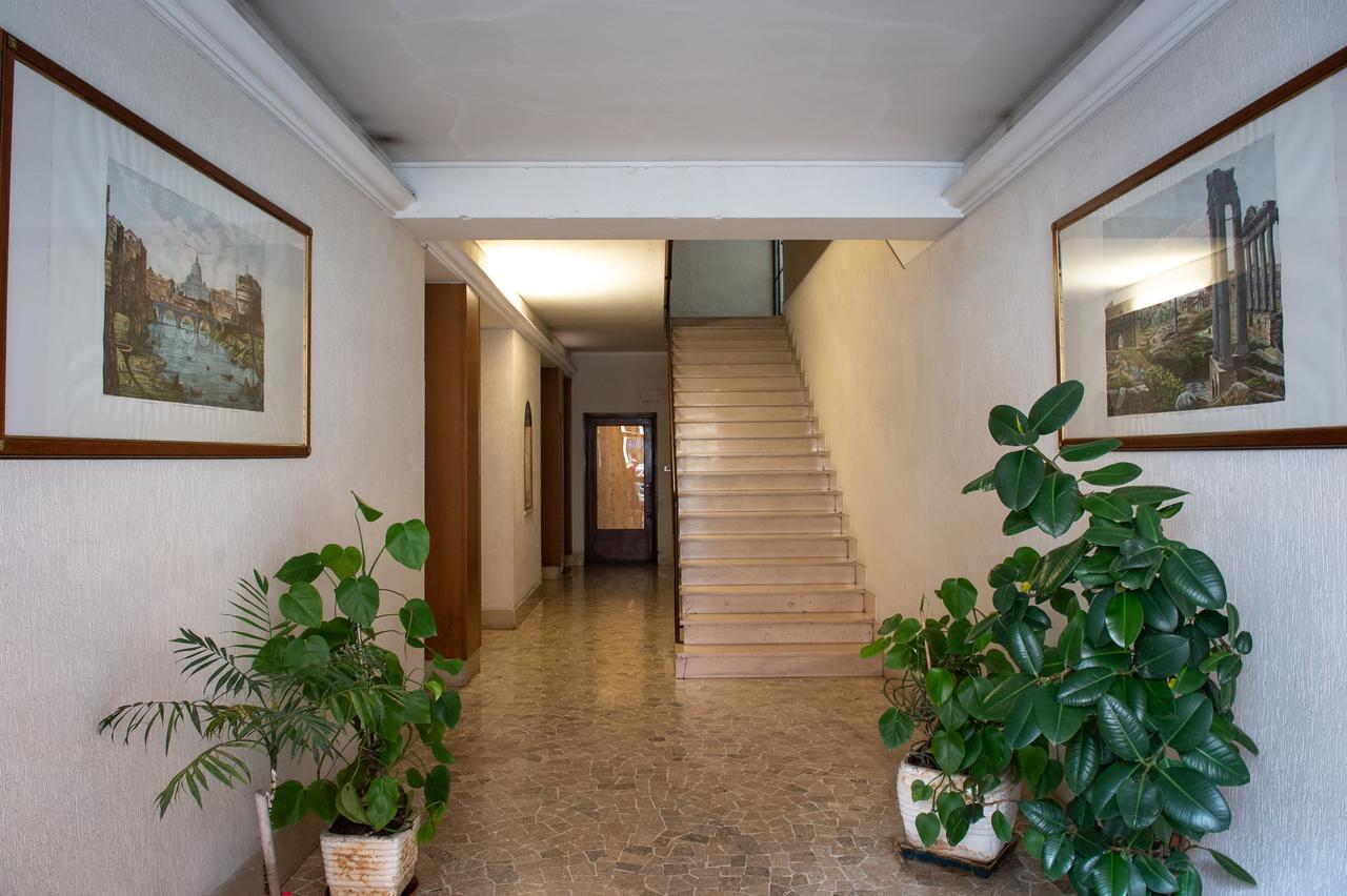 House Bonifacio Roma Exterior foto